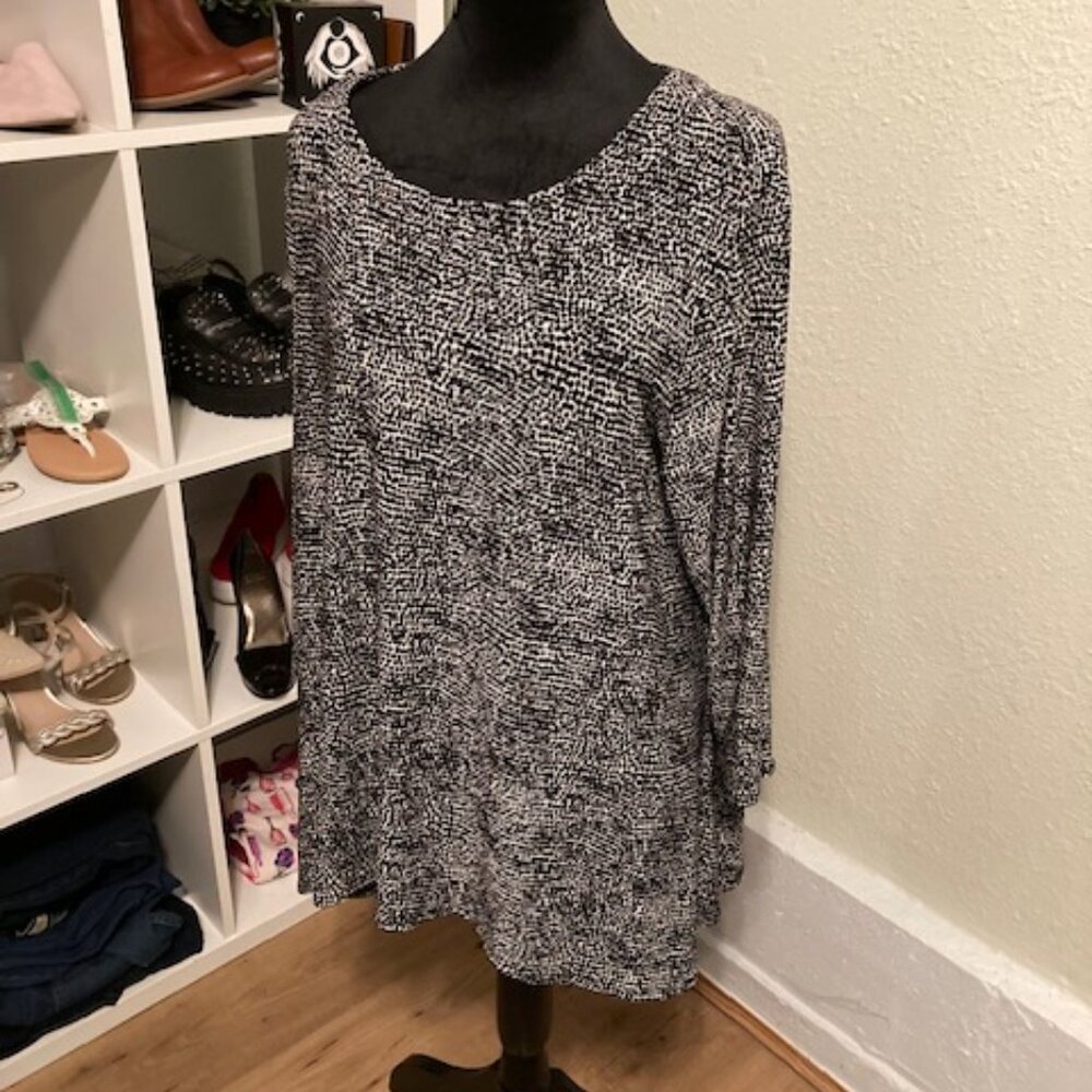 Anne Klein Black/White 3/4 Sleeve Tunic - EUC - Size 2X